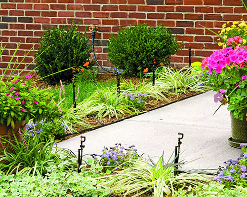 플라스틱 정원 침대는 플라스틱 재질로 만들어진 일종의 제기 침대입니다.